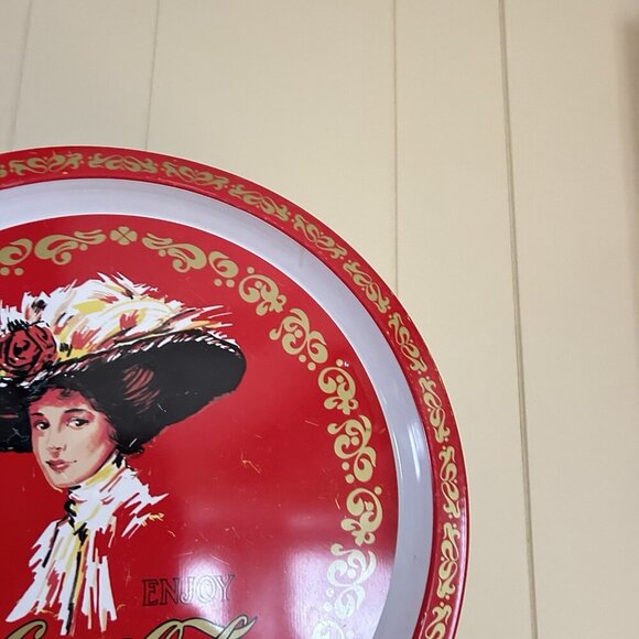 Vintage Coca Cola Round Metal Serving Tray 1982 Hong Kong Women 80s Rare - Picture 3 of 11